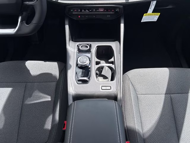 2026 Bright White Clearcoat Jeep Cherokee Laredo 4X4 SUV