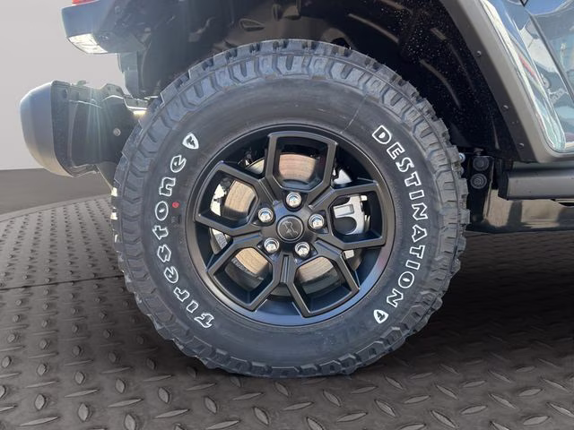 2026 Anvil Clearcoat Jeep Gladiator Willys 4X4 Truck