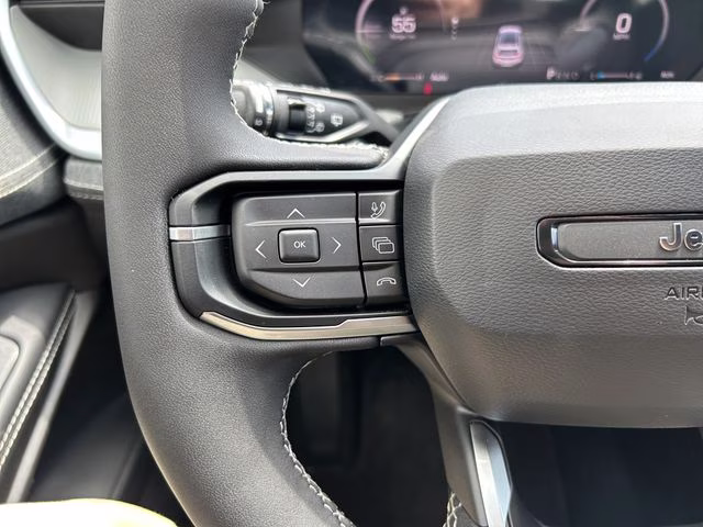 2026 Bright White Clearcoat Jeep Cherokee Laredo 4X4 SUV