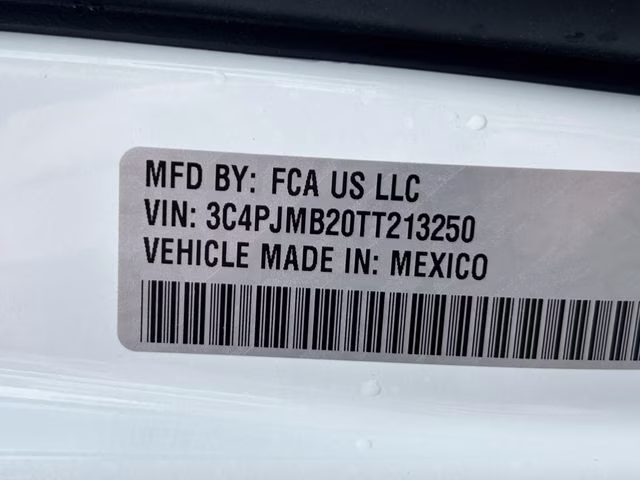 2026 Bright White Clearcoat Jeep Cherokee Laredo 4X4 SUV