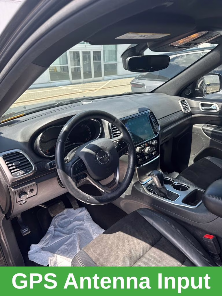 2019 Granite Crystal Metallic Clearcoat Jeep Grand Cherokee Altitude 4X4 SUV