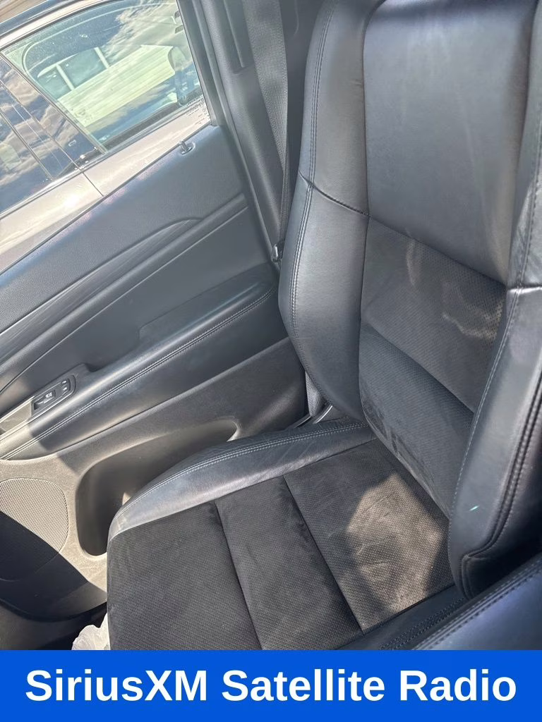 2019 Granite Crystal Metallic Clearcoat Jeep Grand Cherokee Altitude 4X4 SUV