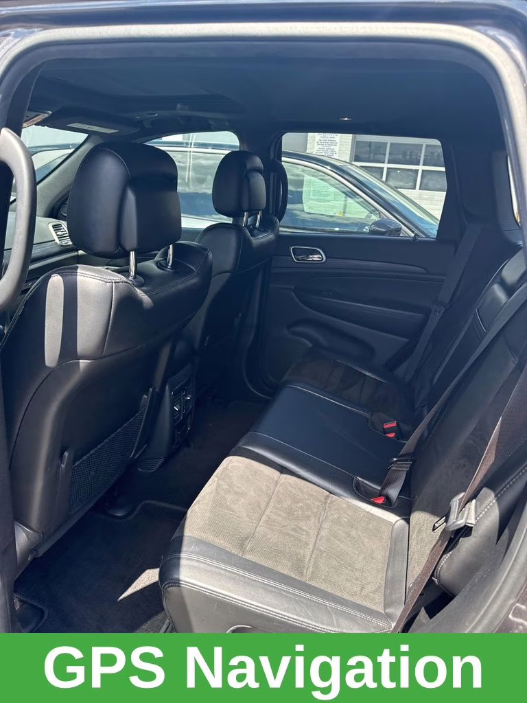 2019 Granite Crystal Metallic Clearcoat Jeep Grand Cherokee Altitude 4X4 SUV
