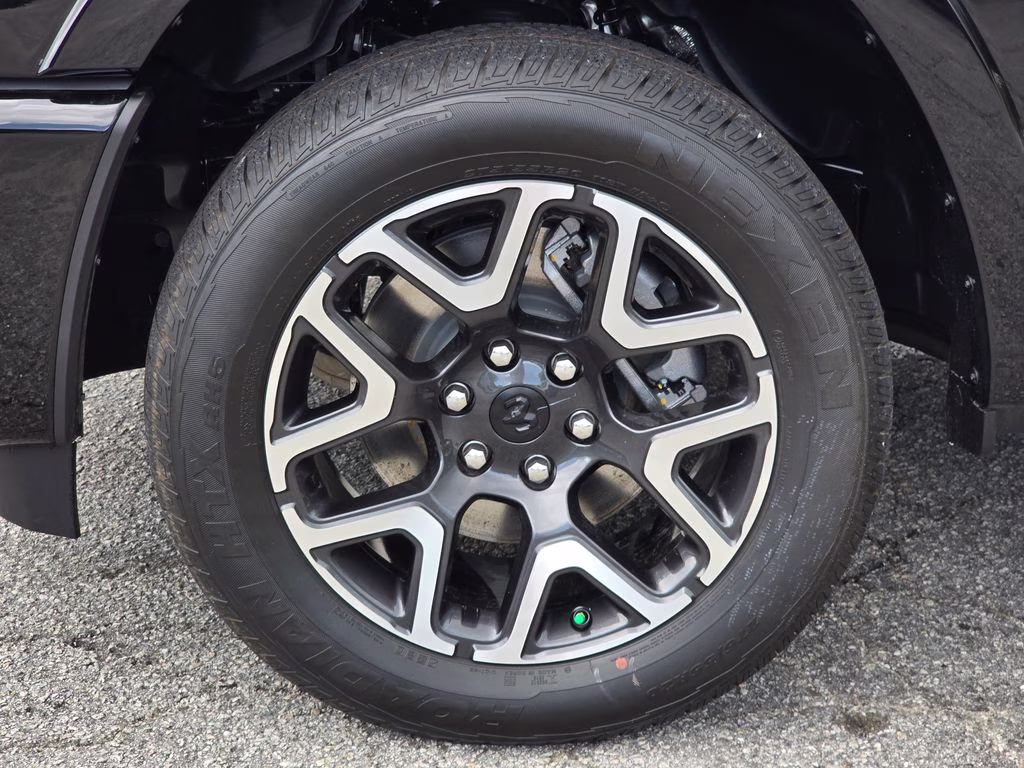 2026 Diamond Black Crystal Pearlcoat Ram 1500 Laramie 4X4 Truck