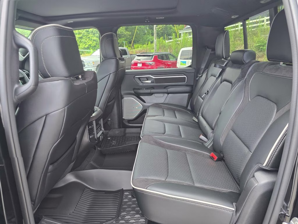2026 Diamond Black Crystal Pearlcoat Ram 1500 Laramie 4X4 Truck