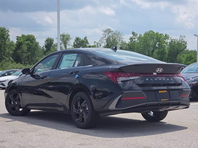 2026 Abyss Black Hyundai Elantra SEL Sport FWD Sedan