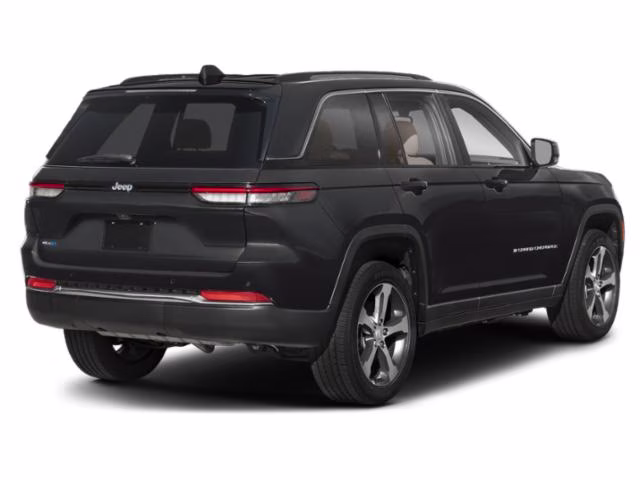 2023 Diamond Black Crystal Pearlcoat Jeep Grand Cherokee Overland 4xe 4X4 SUV
