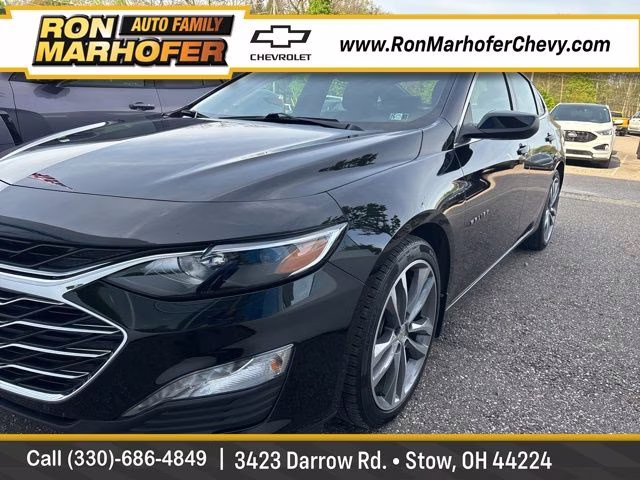2022 Mosaic Black Metallic Chevrolet Malibu LT FWD Sedan