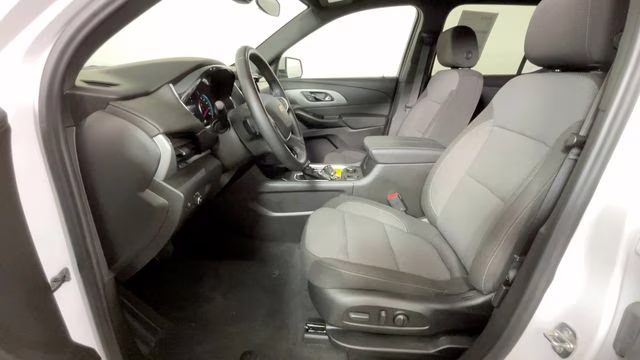 2023 Summit White Chevrolet Traverse LT FWD SUV