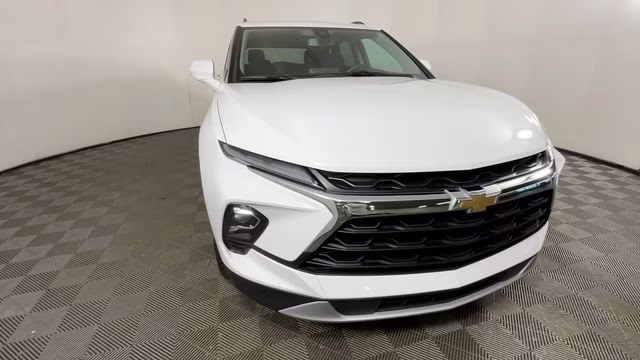 2023 Summit White Chevrolet Blazer LT FWD SUV