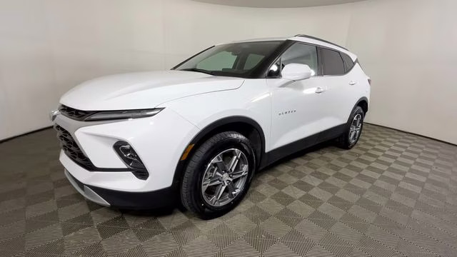 2023 Summit White Chevrolet Blazer LT FWD SUV