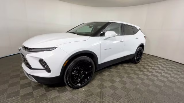 2023 Summit White Chevrolet Blazer LT FWD SUV
