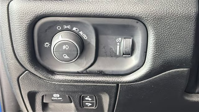 2025 Hydro Blue Pearlcoat Ram 1500 Big Horn/Lone Star 4X4 Truck
