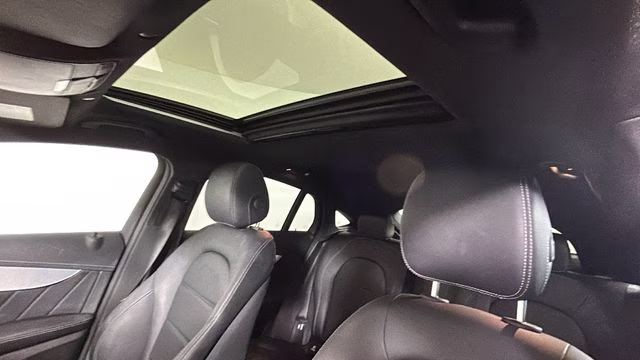 2022 MANUFAKTUR Cardinal Red Metallic Mercedes-Benz GLC GLC 300 Coupe AWD SUV