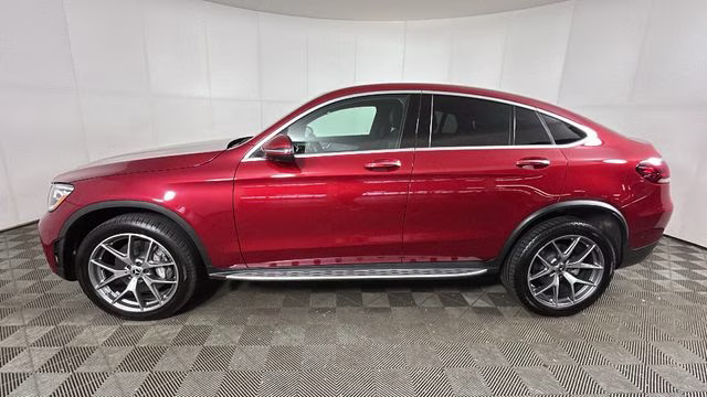 2022 MANUFAKTUR Cardinal Red Metallic Mercedes-Benz GLC GLC 300 Coupe AWD SUV