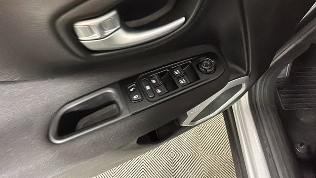 2021 Glacier Metallic Clearcoat Jeep Renegade Sport 4X4 SUV