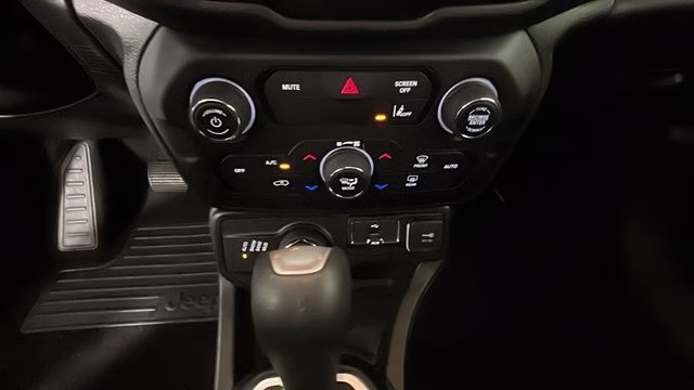 2021 Glacier Metallic Clearcoat Jeep Renegade Sport 4X4 SUV