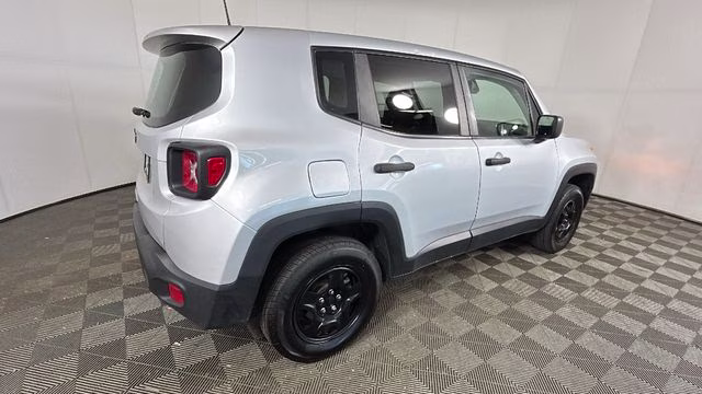 2021 Glacier Metallic Clearcoat Jeep Renegade Sport 4X4 SUV