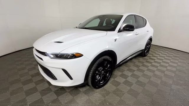 2024 Q Ball Dodge Hornet R/T AWD SUV