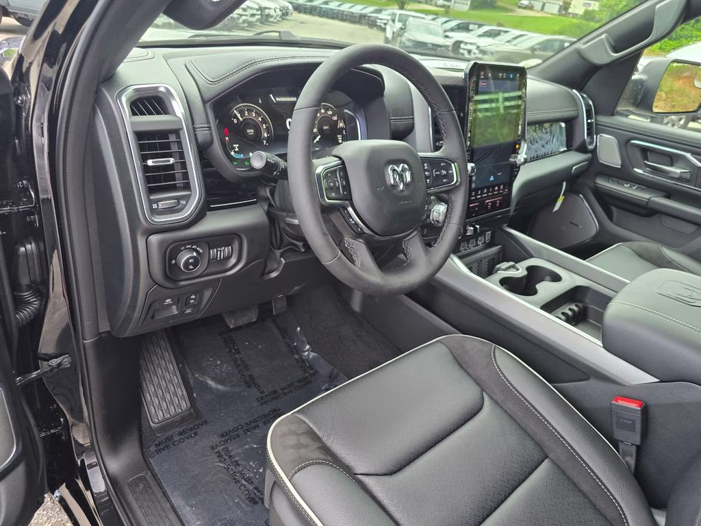 2026 Diamond Black Crystal Pearlcoat Ram 1500 Laramie 4X4 Truck