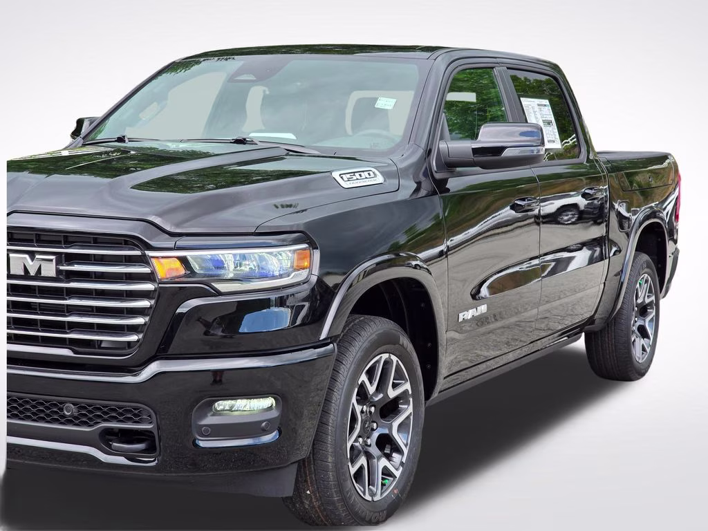 2026 Diamond Black Crystal Pearlcoat Ram 1500 Laramie 4X4 Truck