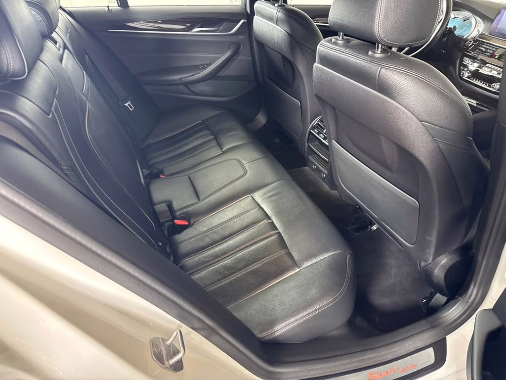 2019 Mineral White Metallic BMW 5 Series 540i RWD Sedan