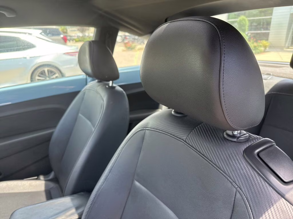 2013 Denim Blue Volkswagen Beetle 2.5L FWD Hatchback