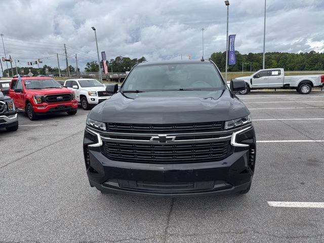 2022 Black Chevrolet Suburban RST RWD SUV