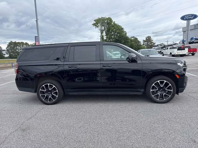 2022 Black Chevrolet Suburban RST RWD SUV