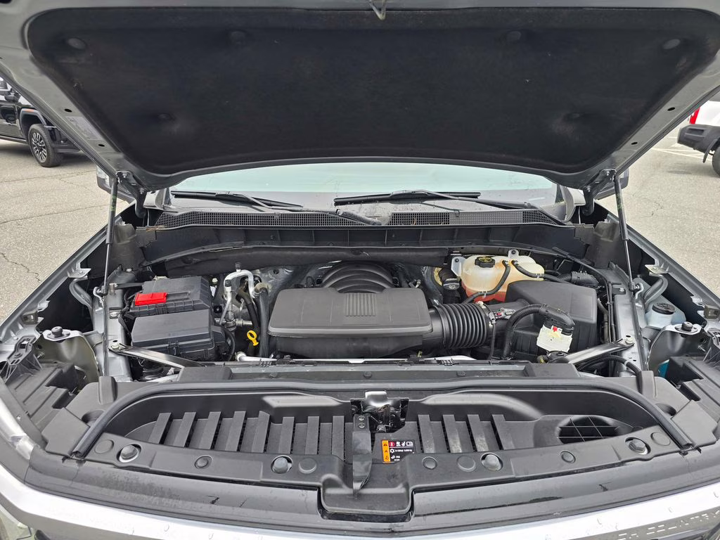 2024 Sterling Gray Metallic Chevrolet Silverado 1500 High Country 4X4 Truck