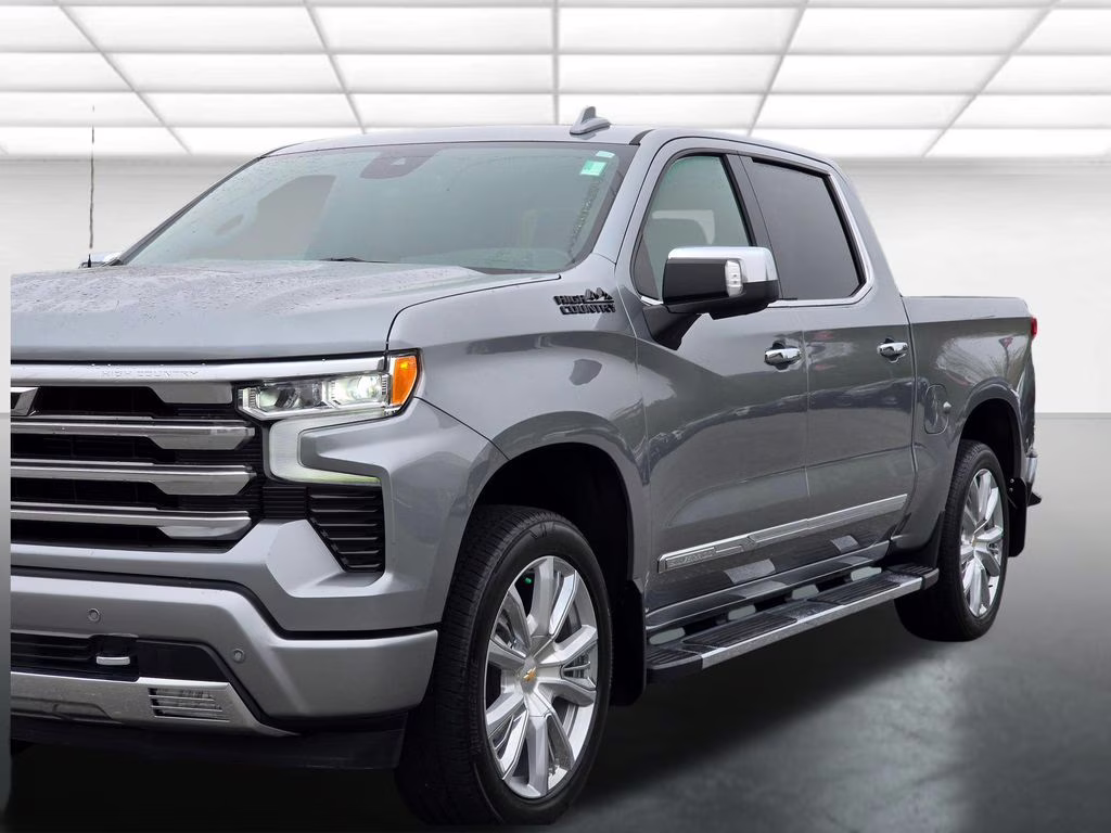 2024 Sterling Gray Metallic Chevrolet Silverado 1500 High Country 4X4 Truck