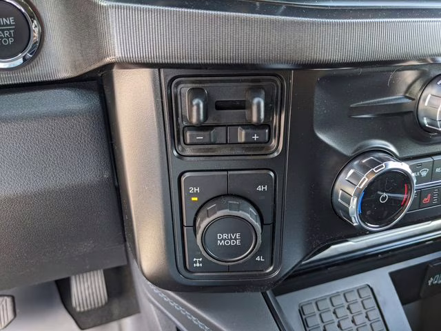 2026 Agate Black Metallic Ford Super Duty F-250 SRW Platinum 4X4 Truck