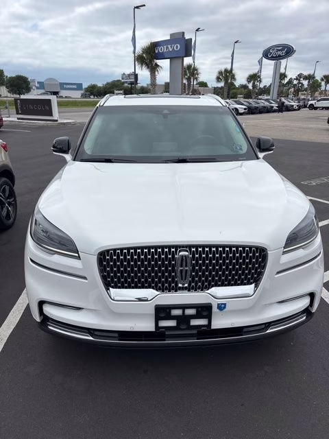 2024 Pristine White Metallic Tri-Coat Lincoln Aviator Reserve AWD SUV