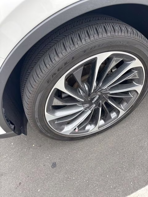 2024 Pristine White Metallic Tri-Coat Lincoln Aviator Reserve AWD SUV