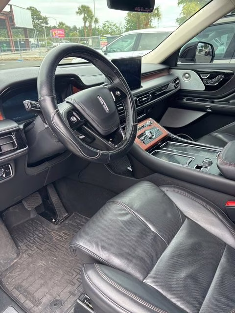 2024 Pristine White Metallic Tri-Coat Lincoln Aviator Reserve AWD SUV