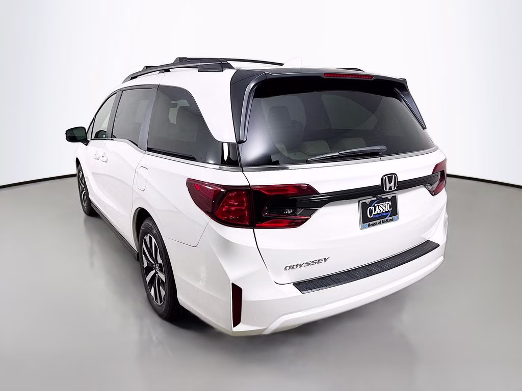 2026 Platinum White Pearl Honda Odyssey EX-L FWD Van