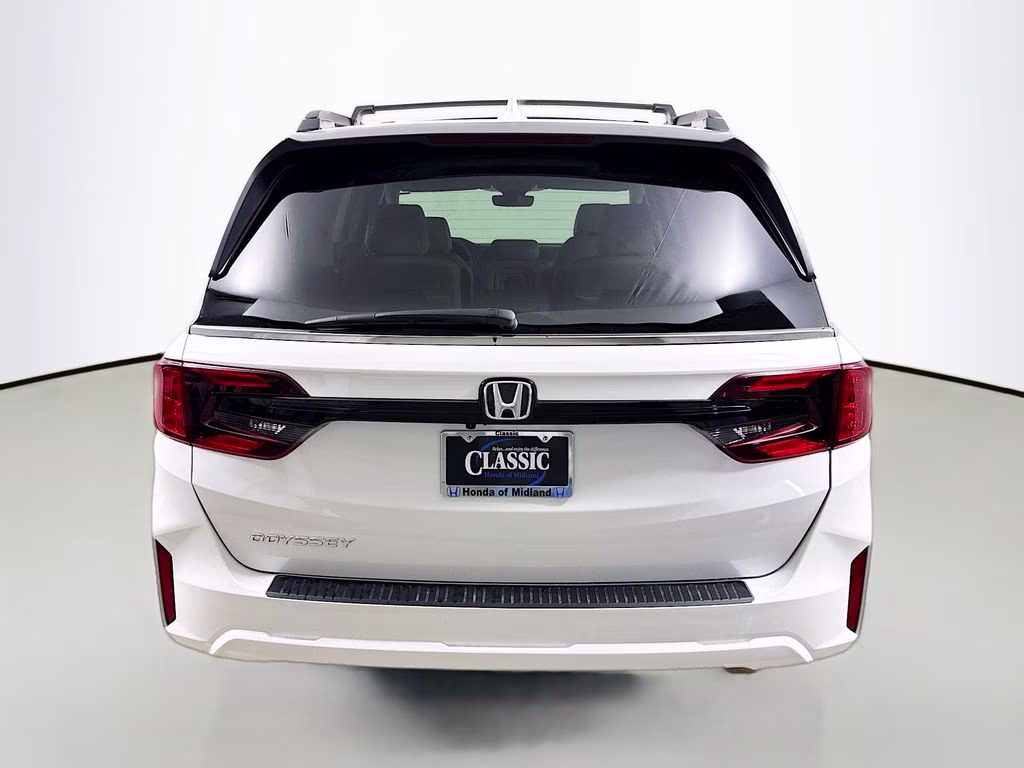2026 Platinum White Pearl Honda Odyssey EX-L FWD Van