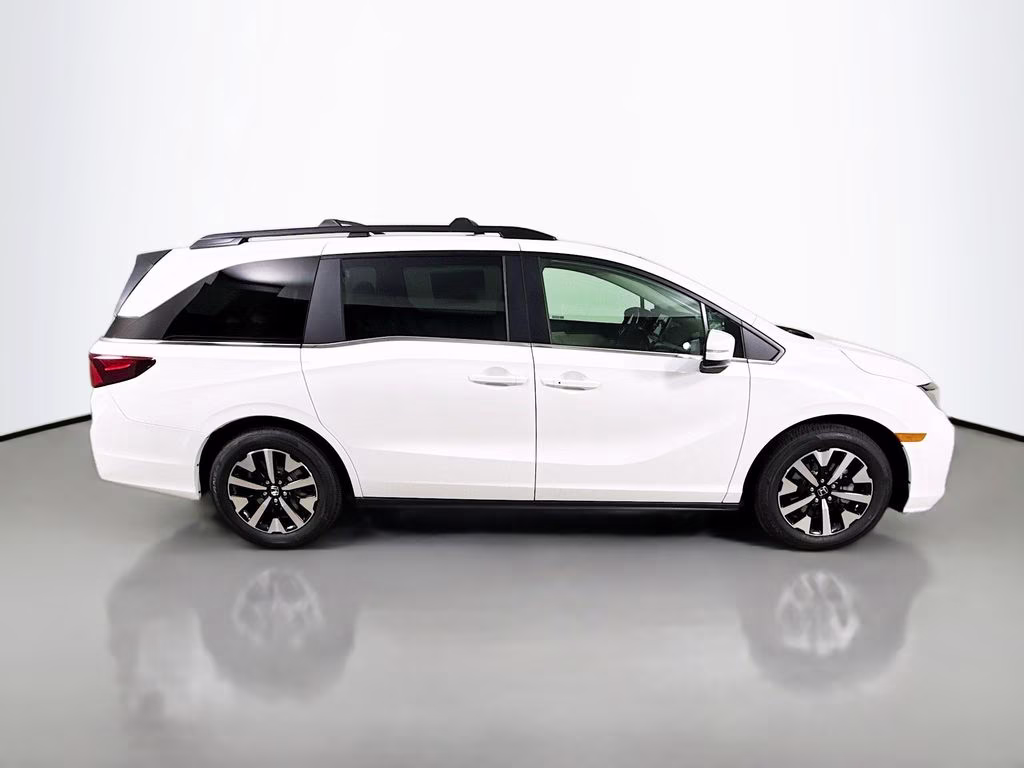2026 Platinum White Pearl Honda Odyssey EX-L FWD Van