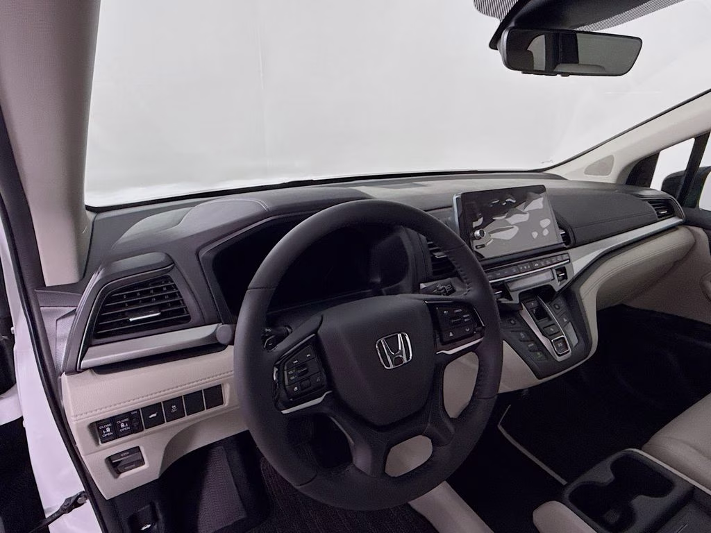 2026 Platinum White Pearl Honda Odyssey EX-L FWD Van