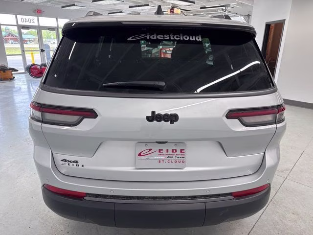 2026 Silver Zynith Jeep Grand Cherokee L Limited 4X4 SUV