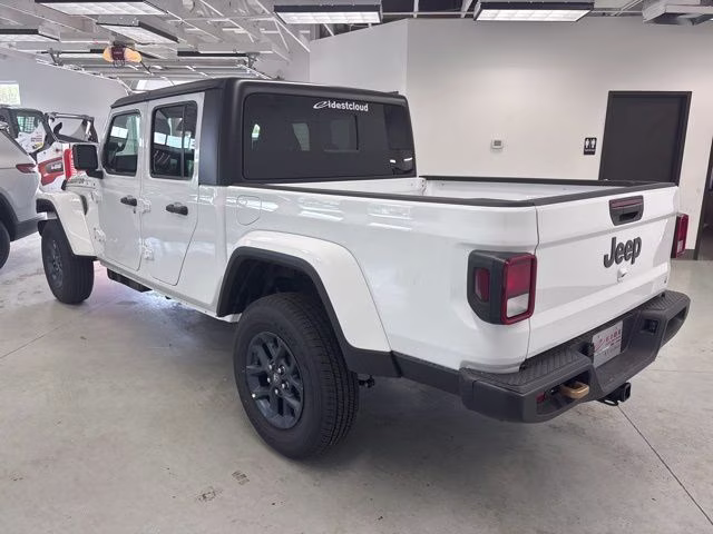 2026 Bright White Clearcoat Jeep Gladiator 85th Anniversary Edition 4X4 Truck