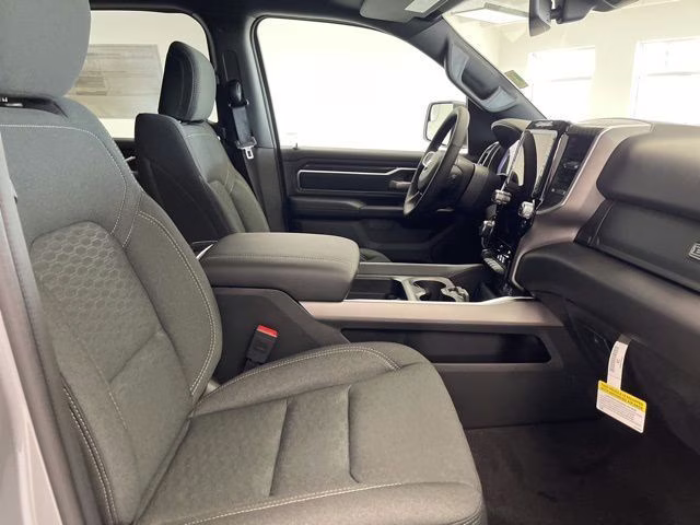 2026 Diamond Black Crystal Pearlcoat Ram 1500 Big Horn 4X4 Truck