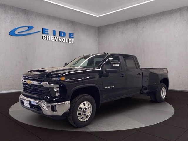 2026 Chevrolet Silverado 3500 HD LT - Photo 10