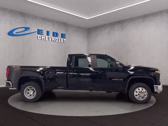 2026 Chevrolet Silverado 3500 HD LT - Photo 15