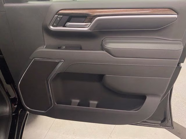 2026 Chevrolet Silverado 3500 HD LT - Photo 25