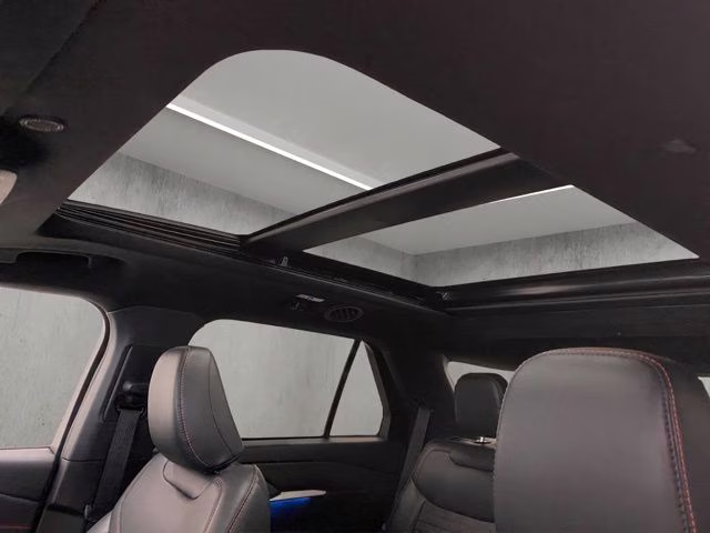 2025 White Metallic Ford Explorer ST-Line 4X4 SUV