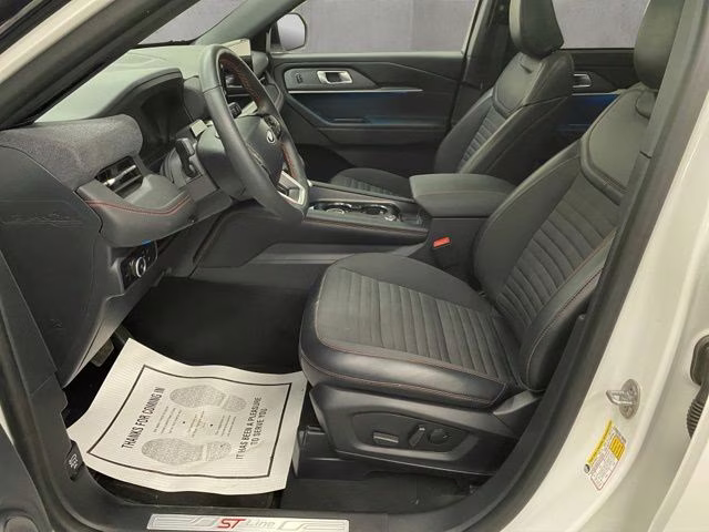 2025 White Metallic Ford Explorer ST-Line 4X4 SUV