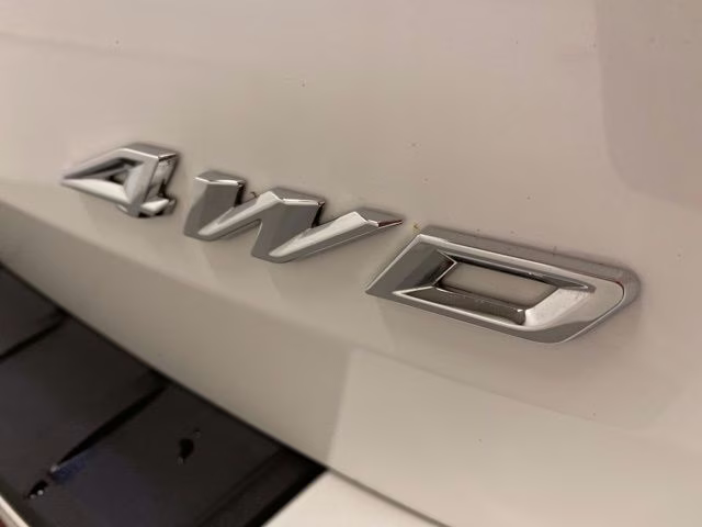 2025 White Metallic Ford Explorer ST-Line 4X4 SUV