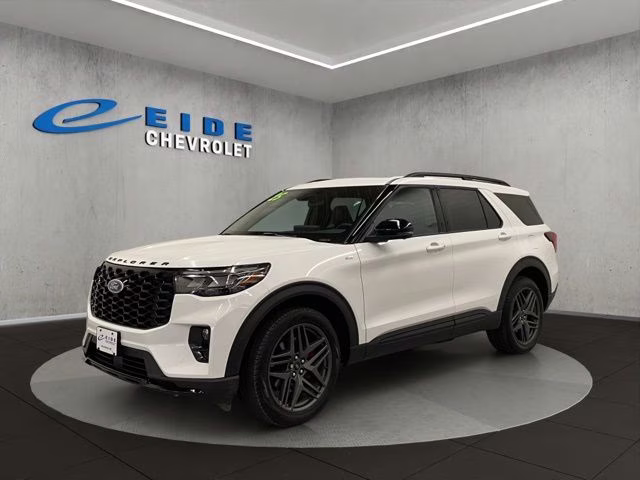 2025 White Metallic Ford Explorer ST-Line 4X4 SUV