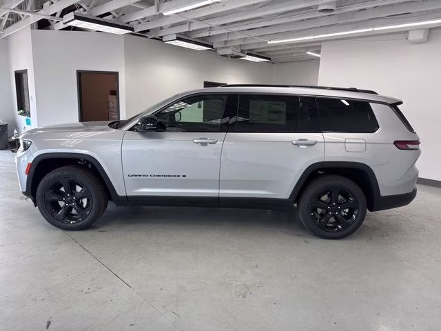 2026 Silver Zynith Jeep Grand Cherokee L Limited 4X4 SUV
